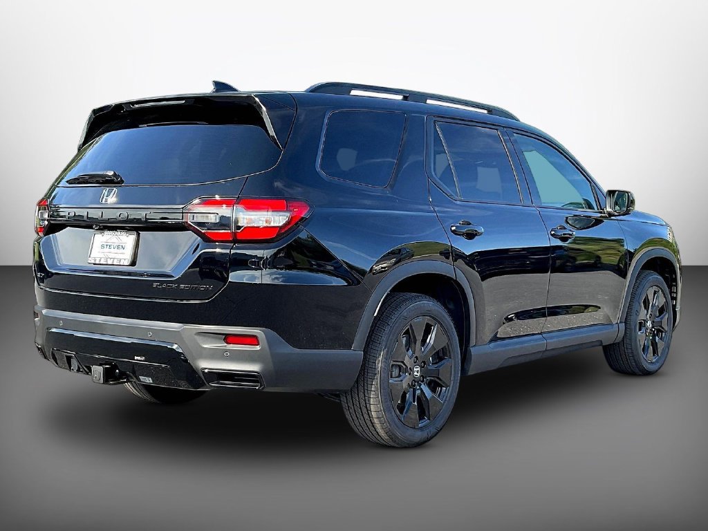 New 2026 Honda Pilot Black Edition image 6