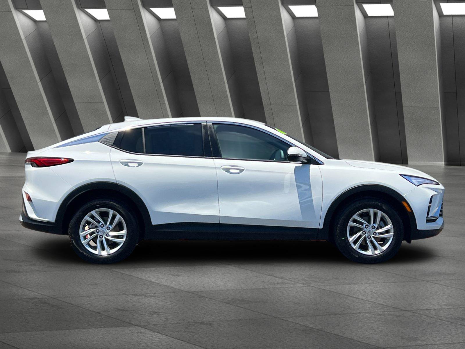 Used 2026 Buick Envista Preferred FWD image 3