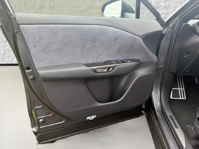 New 2026 Lexus RZ 450e AWD w/ Luxury Package image 23