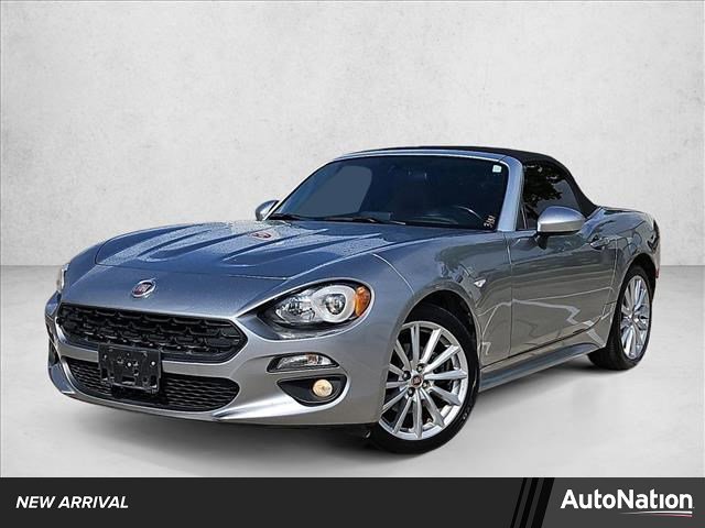 Used 2017 FIAT 124 Spider Lusso video 1
