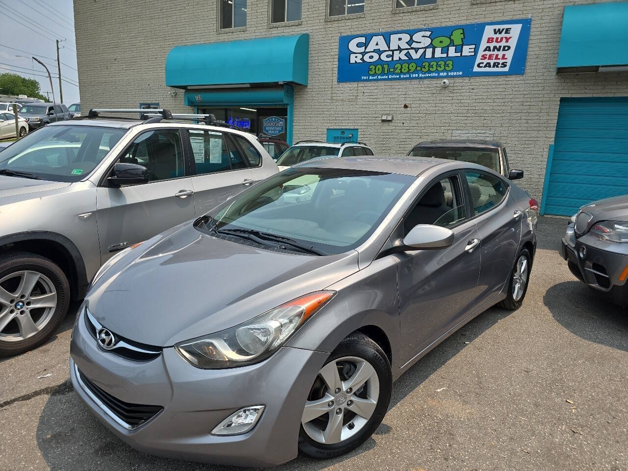 Used 2012 Hyundai Elantra GLS w/ Preferred Pkg 3 FWD image 3