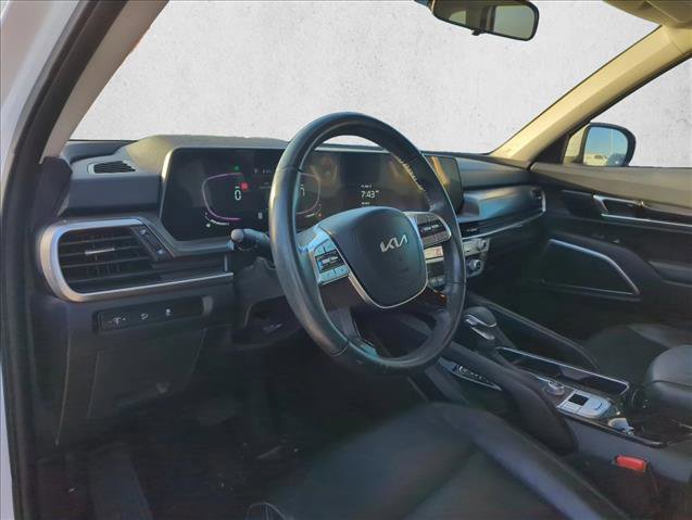 Used 2023 Kia Telluride LX image 12