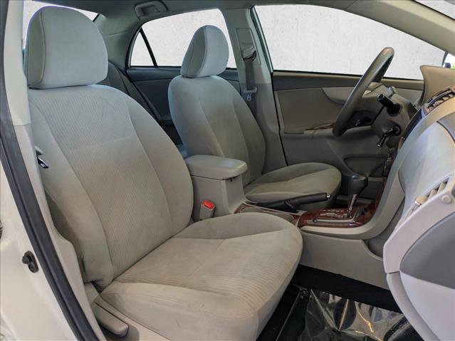 Used 2010 Toyota Corolla LE FWD image 18