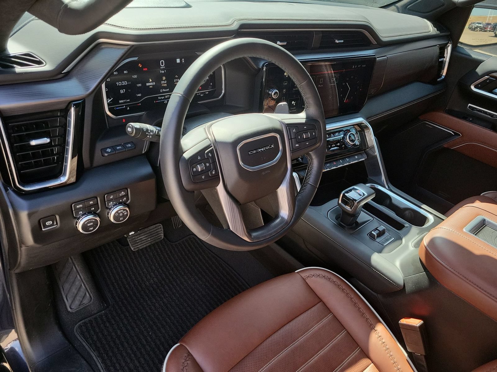 Used 2022 GMC Sierra 1500 Denali Ultimate AWD/4WD image 10