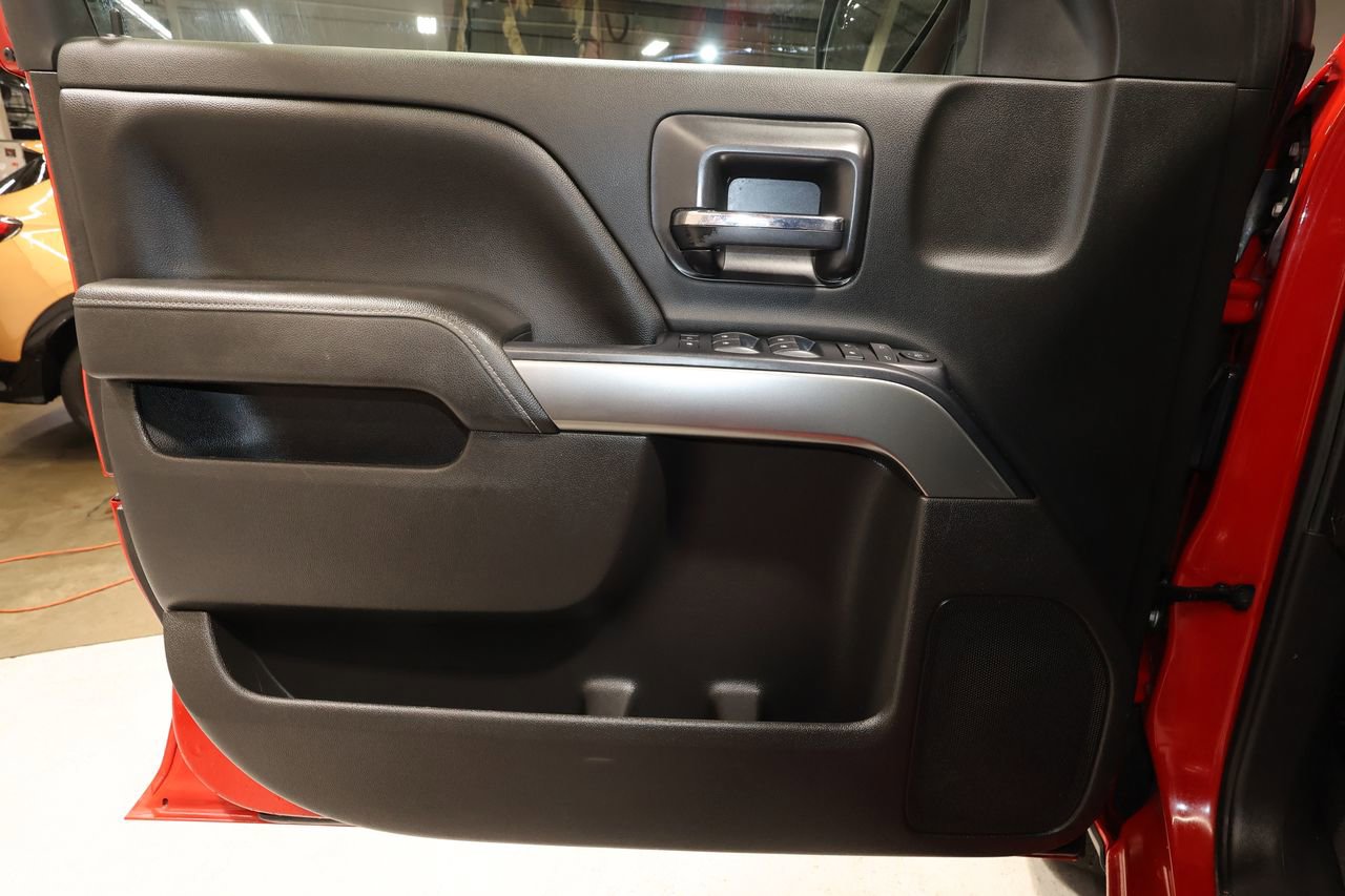 Used 2018 Chevrolet Silverado 1500 LT w/ All Star Edition image 20