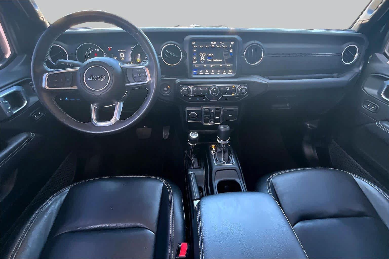 Used 2023 Jeep Wrangler Unlimited Sahara w/ Cold Weather Group AWD/4WD image 14
