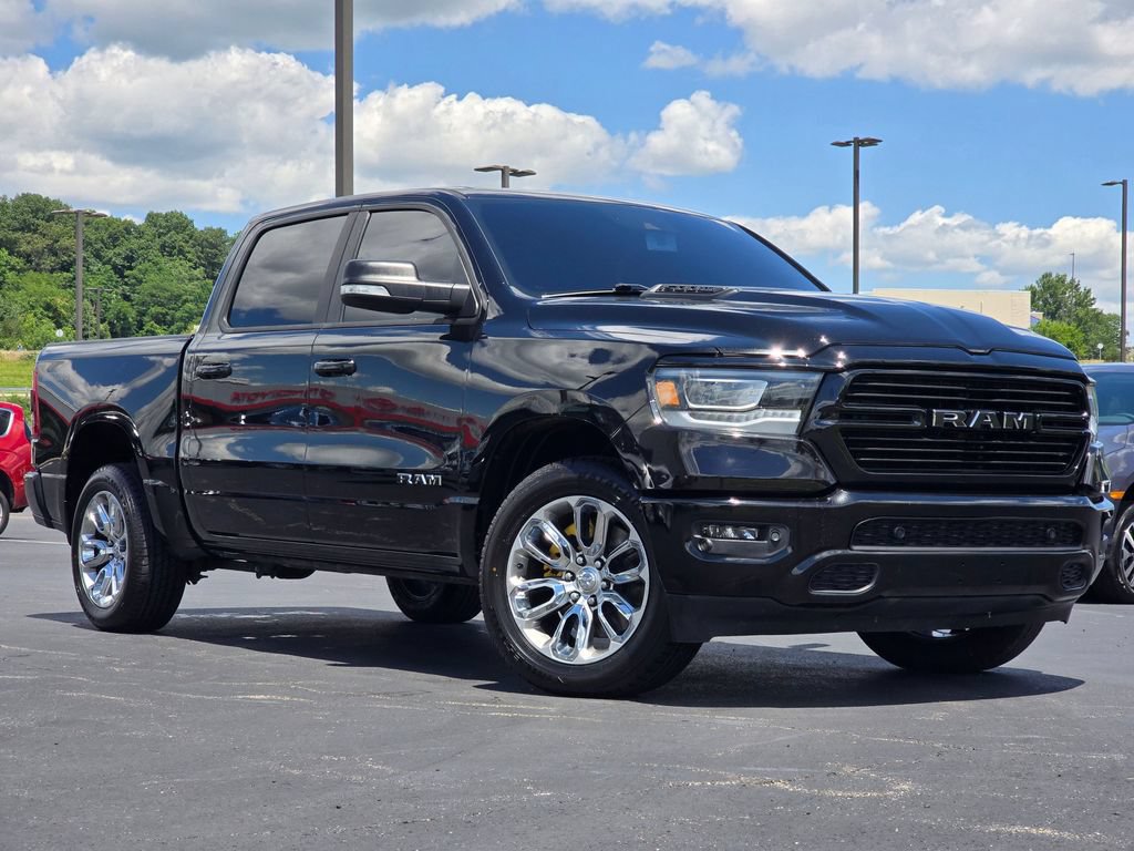 Used 2023 RAM 1500 Laramie AWD/4WD image 2
