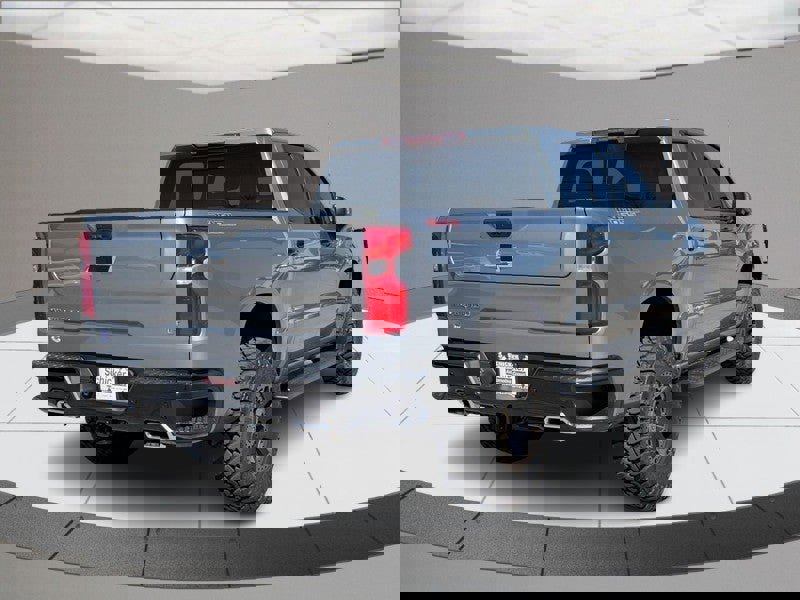 Used 2025 Chevrolet Silverado 1500 LT Trail Boss w/ Convenience Package II image 3