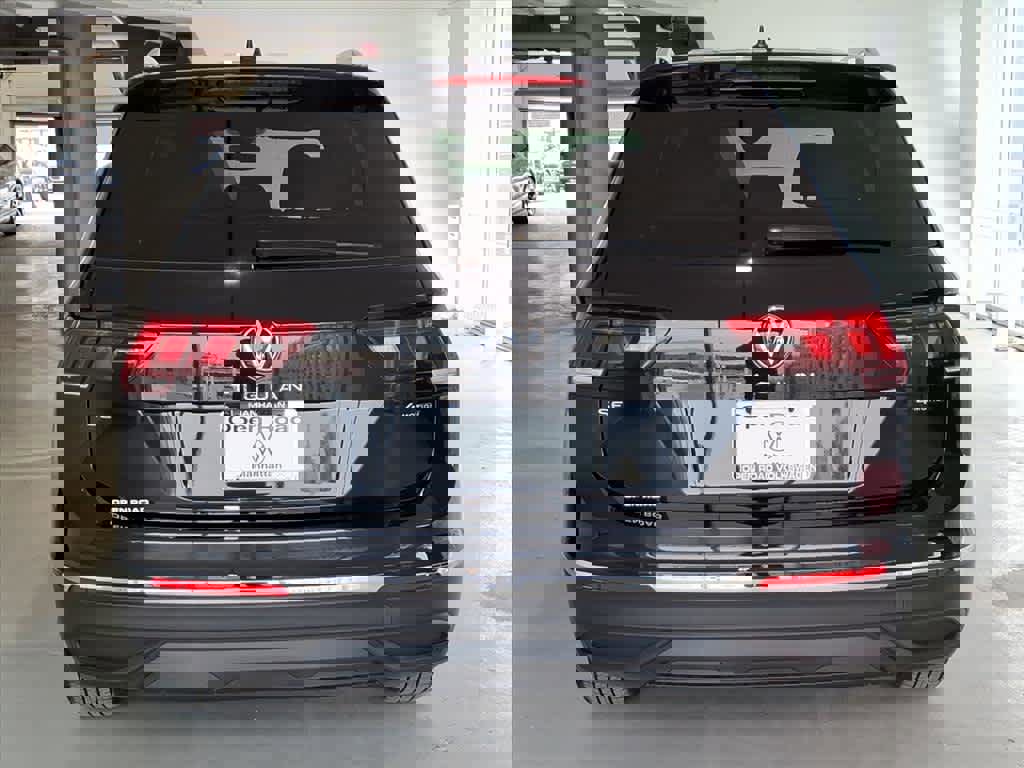 Certified 2023 Volkswagen Tiguan SE image 5