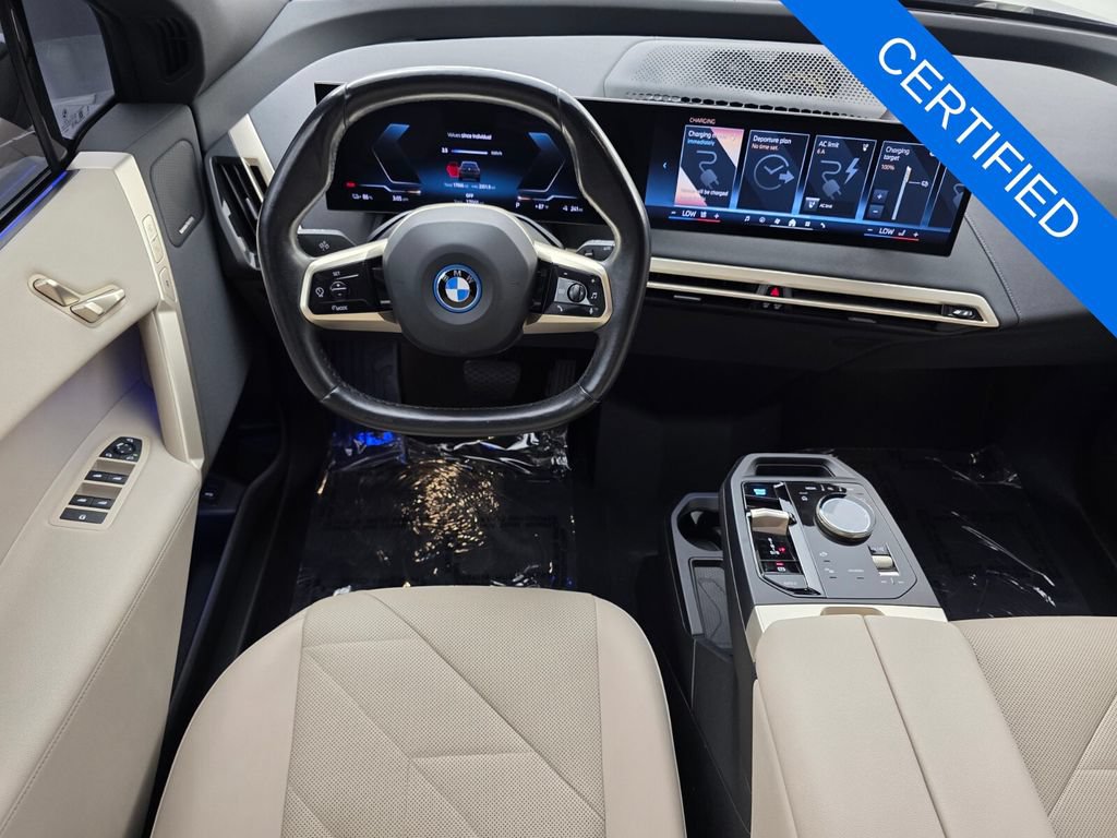 Used 2024 BMW iX xDrive50 w/ Sport Package AWD/4WD image 13