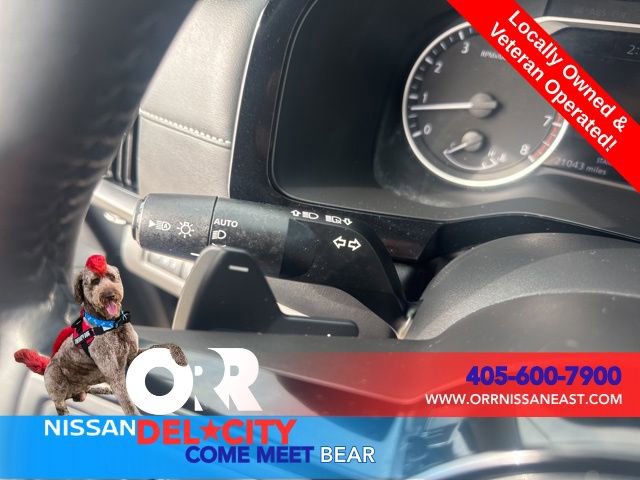 Used 2025 Nissan Pathfinder SL image 20