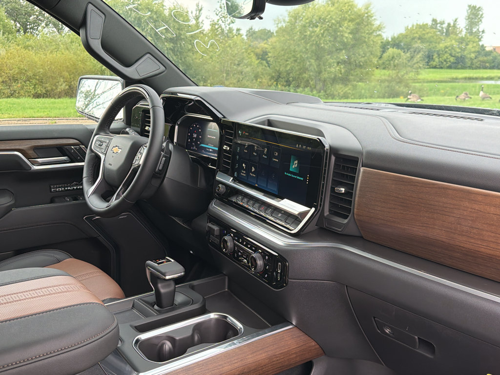 New 2026 Chevrolet Silverado 1500 High Country AWD/4WD image 28