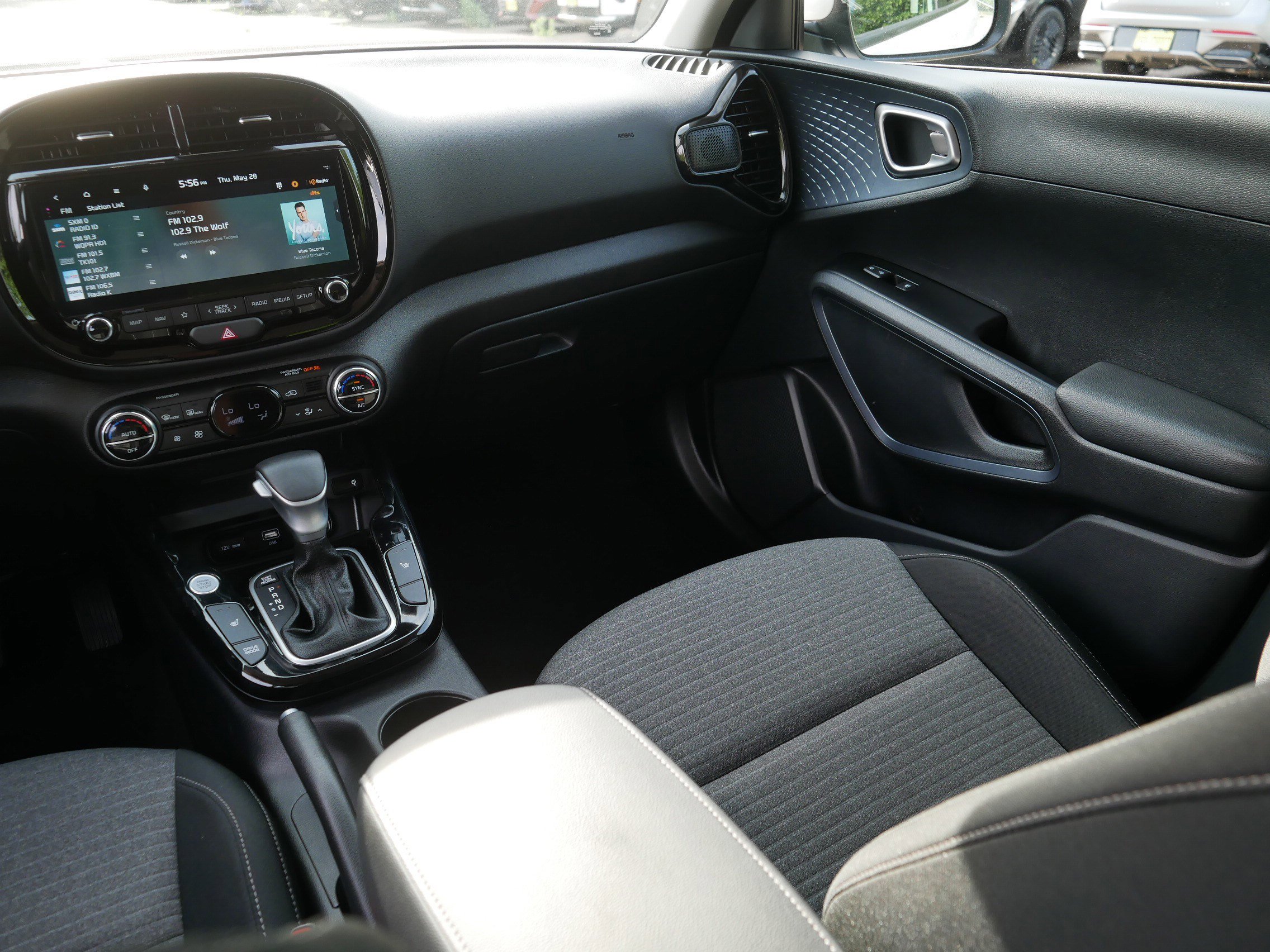 Certified 2025 Kia Soul EX FWD image 11