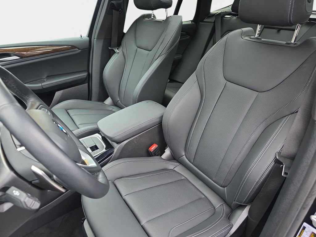 Used 2024 BMW X3 xDrive30i w/ Premium Package image 18