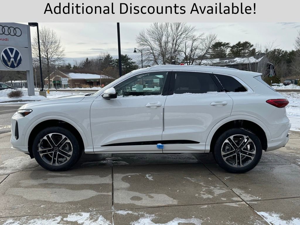 New 2025 Audi Q5 Premium AWD/4WD image 16