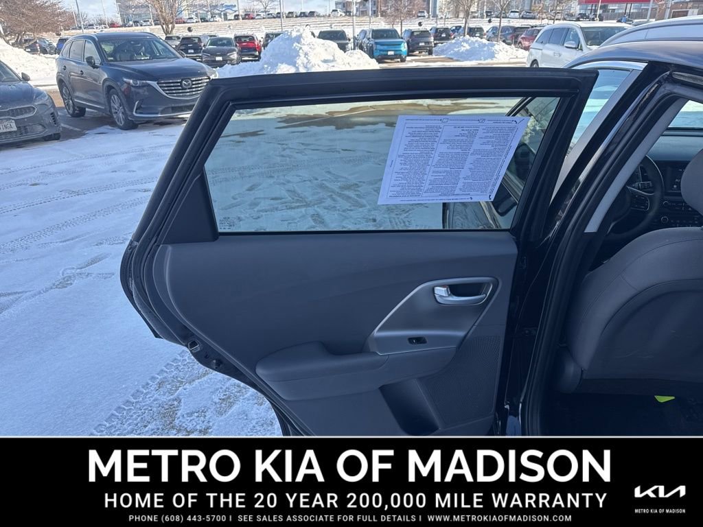 Used 2019 Kia Niro LX image 23