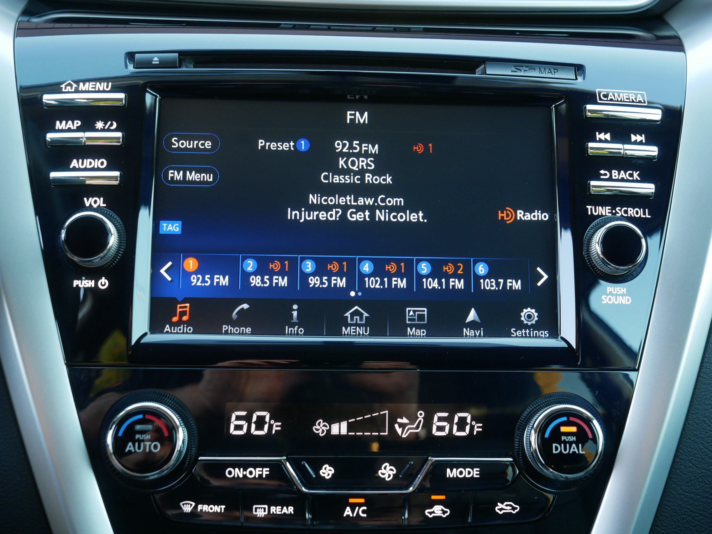 Used 2016 Nissan Murano Platinum w/ Platinum Technology Package AWD/4WD image 22