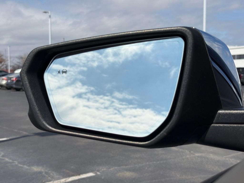 Used 2018 GMC Terrain Denali w/ Comfort Package image 20