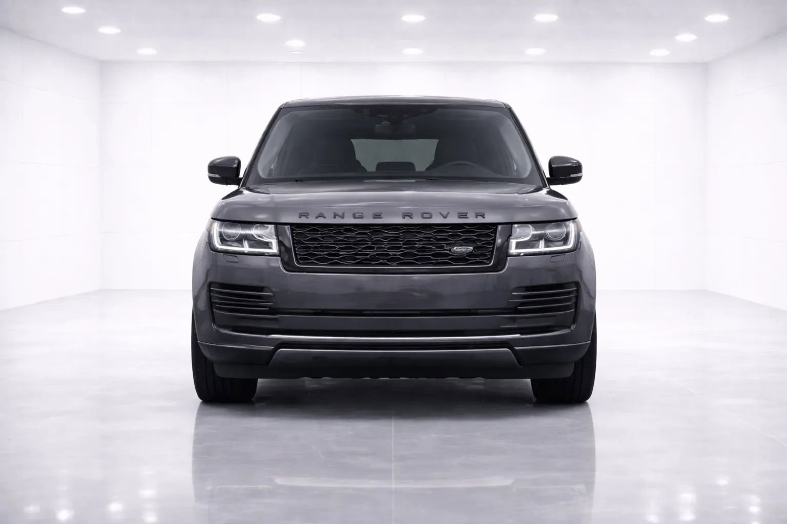 Used 2020 Land Rover Range Rover P360 Sport Utility 4D image 8