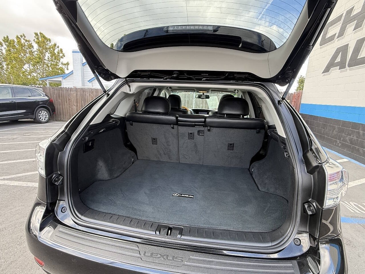 Used 2011 Lexus RX 350 2WD w/ Premium Pkg image 14