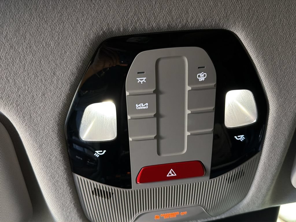 Used 2026 Kia K4 FWD image 23
