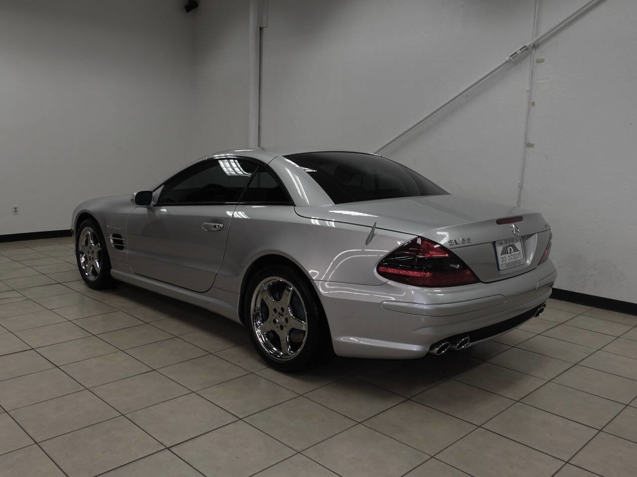 Used 2004 Mercedes-Benz SL 55 AMG SL 55 AMG 2dr Convertible image 25