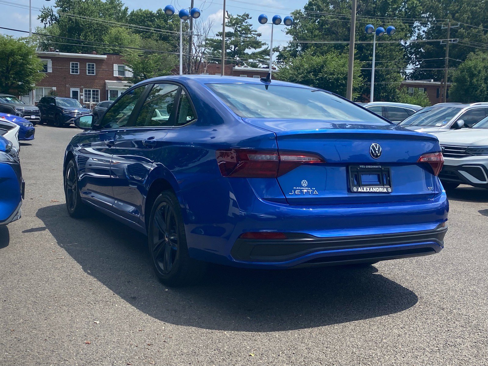Certified 2022 Volkswagen Jetta SE FWD image 5