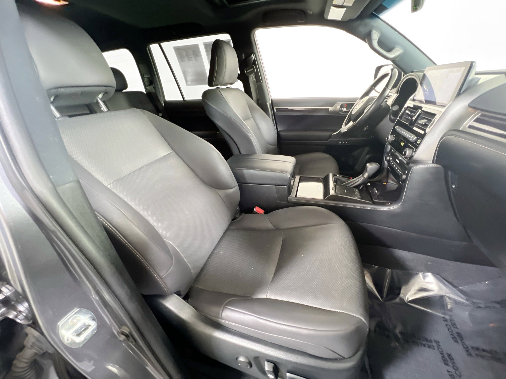 Used 2022 Lexus GX 460 Premium w/ Premium Package AWD/4WD image 30