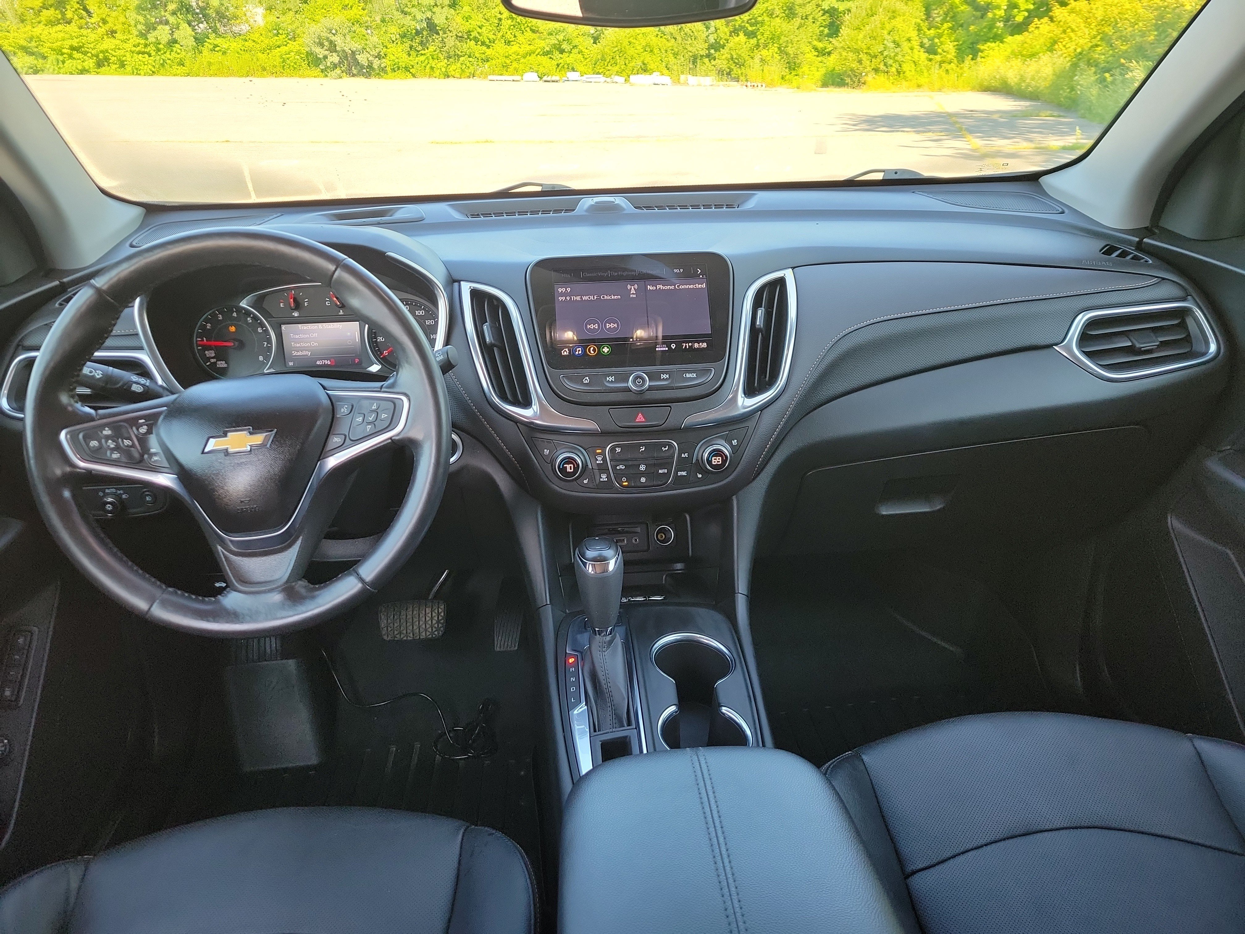 Used 2021 Chevrolet Equinox Premier AWD/4WD image 18