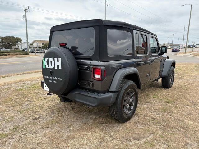 Used 2024 Jeep Wrangler Sport S image 7