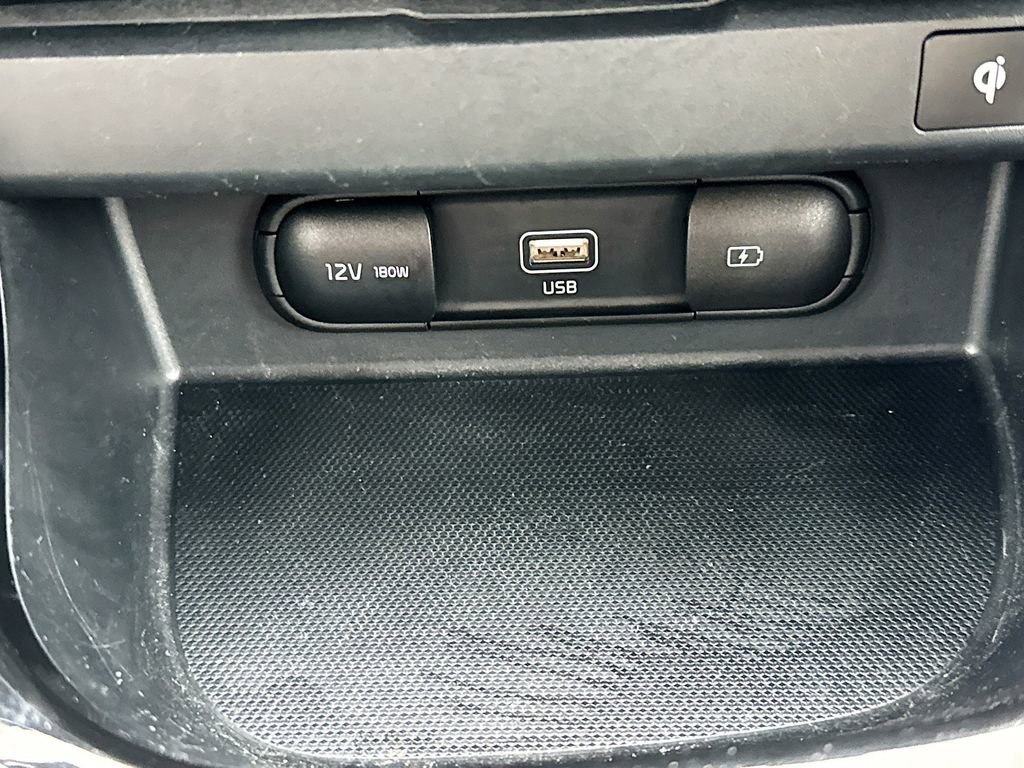 Used 2023 Kia Seltos EX image 17