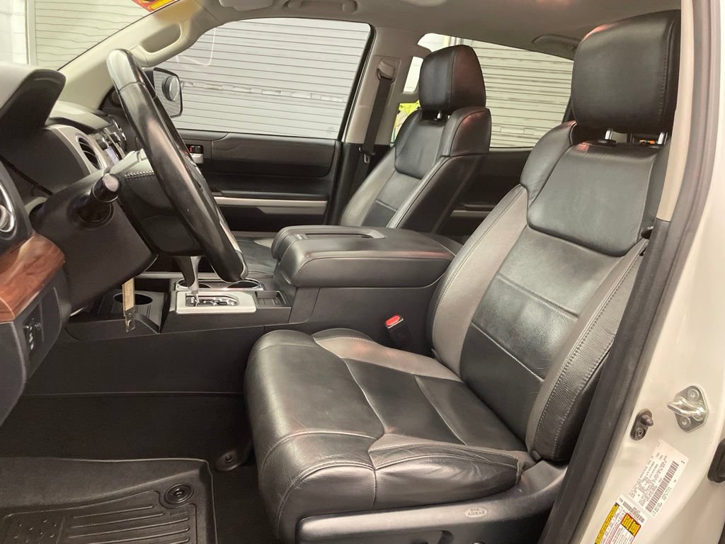 Used 2018 Toyota Tundra Limited w/ Limited Premium Package AWD/4WD image 23
