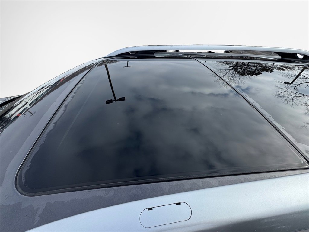 Used 2021 Jeep Cherokee Latitude Lux w/ Sun & Sound Group image 28