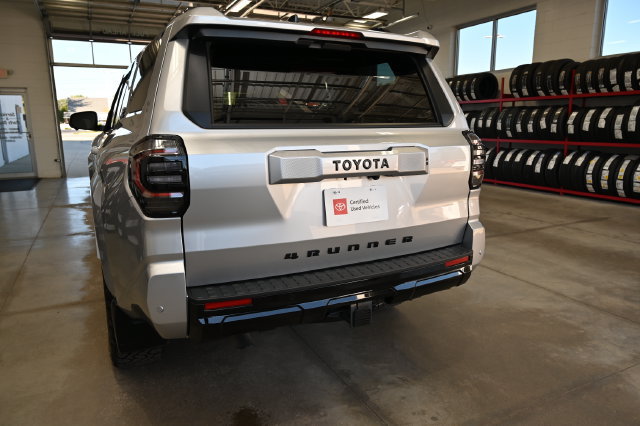 Used 2025 Toyota 4Runner TRD Sport Premium AWD/4WD image 7