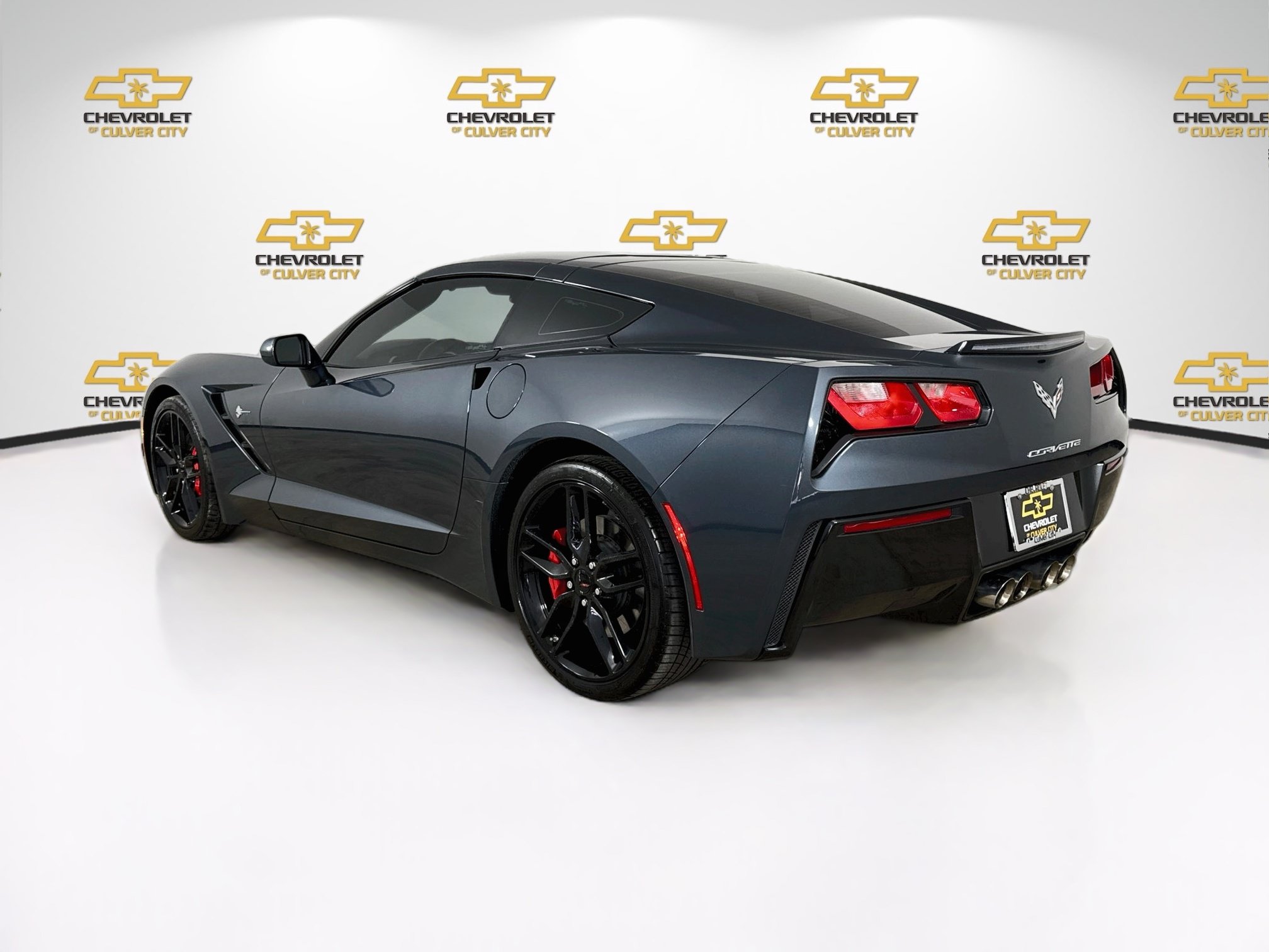 Used 2019 Chevrolet Corvette Stingray Coupe w/ 1LT RWD image 6