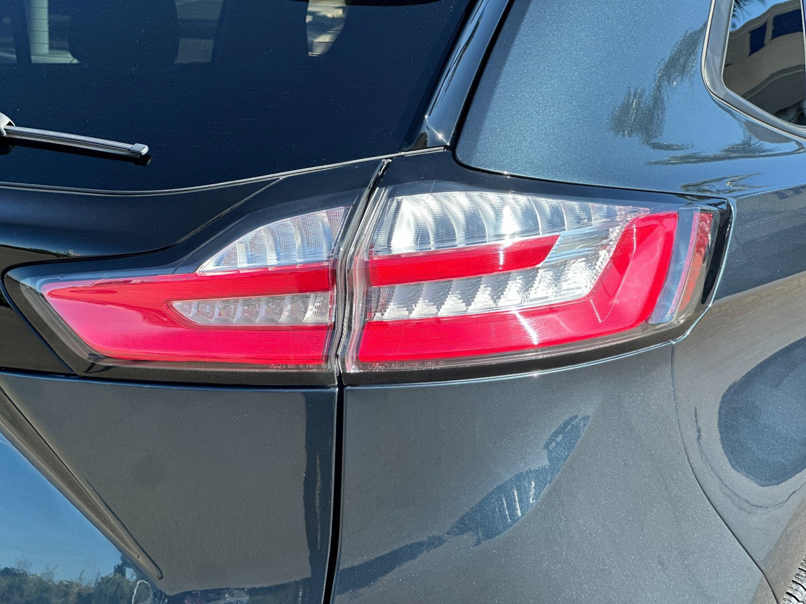 Used 2023 Ford Edge ST-Line image 26