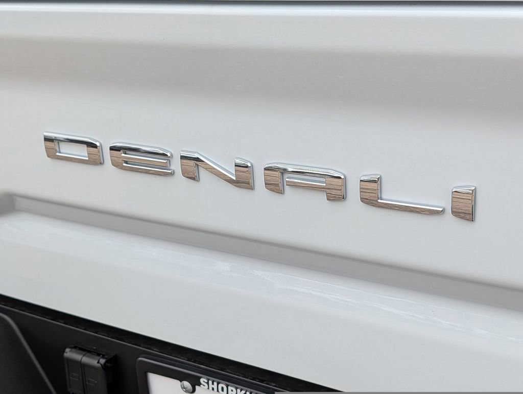 New 2026 GMC Sierra 3500 Denali w/ Denali Reserve Package AWD/4WD image 14