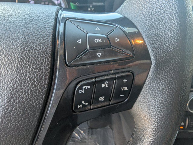 Used 2018 Ford Explorer XLT w/ Equipment Group 202A AWD/4WD image 15