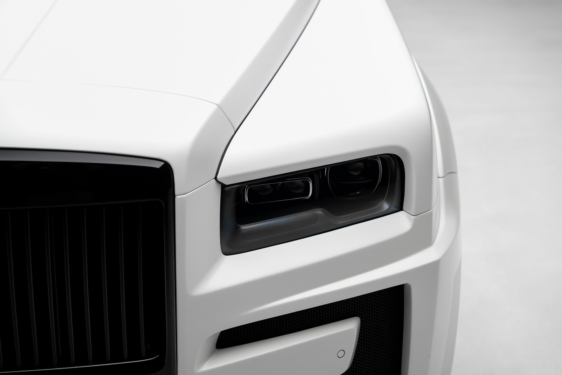 Used 2024 Rolls-Royce Cullinan Black Badge w/ Driver's Package AWD/4WD image 12