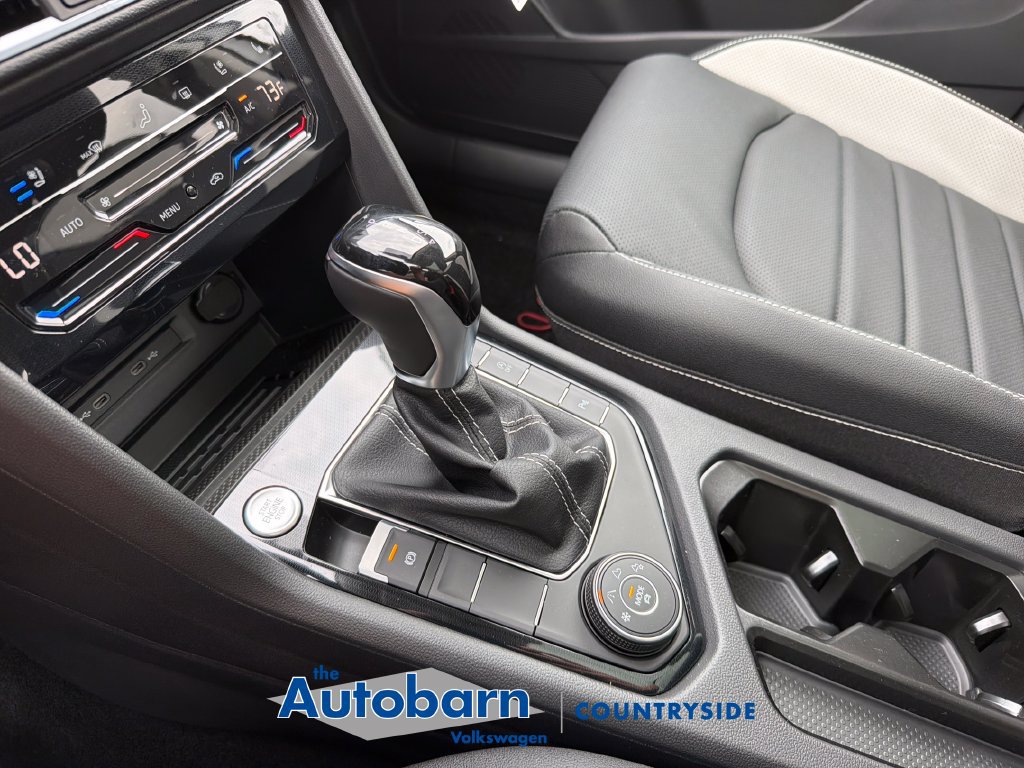 New 2026 Volkswagen Taos SEL AWD/4WD image 17