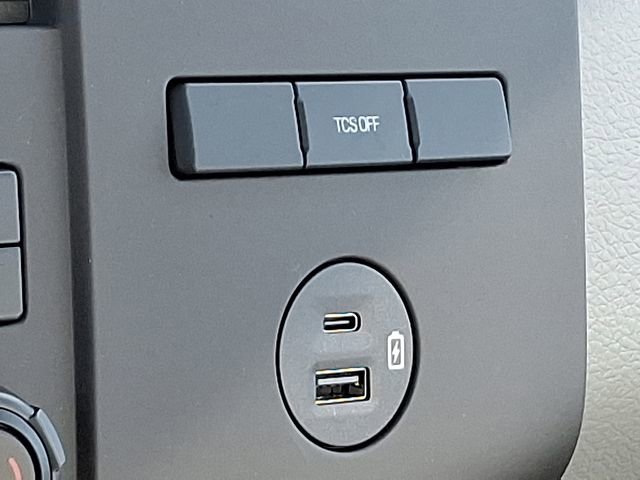 Used 2023 Ford F650 2WD Regular Cab Super Duty image 26