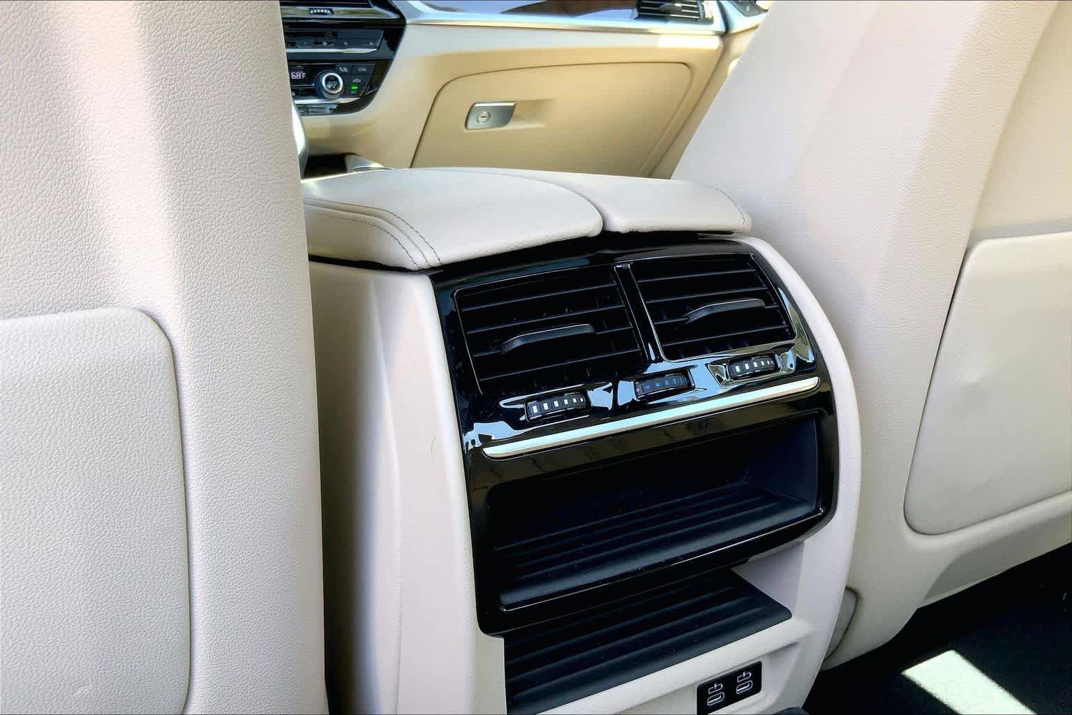 Used 2020 BMW 530i xDrive w/ Premium Package AWD/4WD image 35