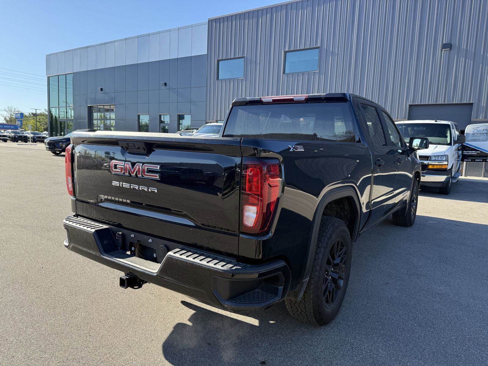 Used 2024 GMC Sierra 1500 Pro w/ Graphite Edition AWD/4WD image 3