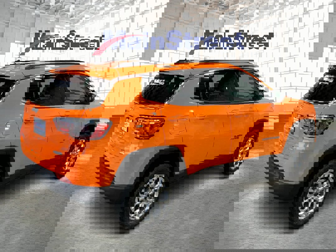 New 2026 Jeep Compass Latitude image 5