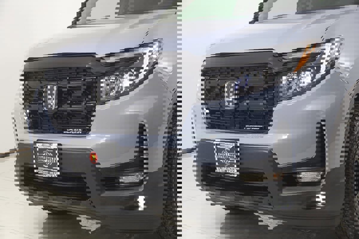 Used 2025 Honda Ridgeline Black Edition image 46