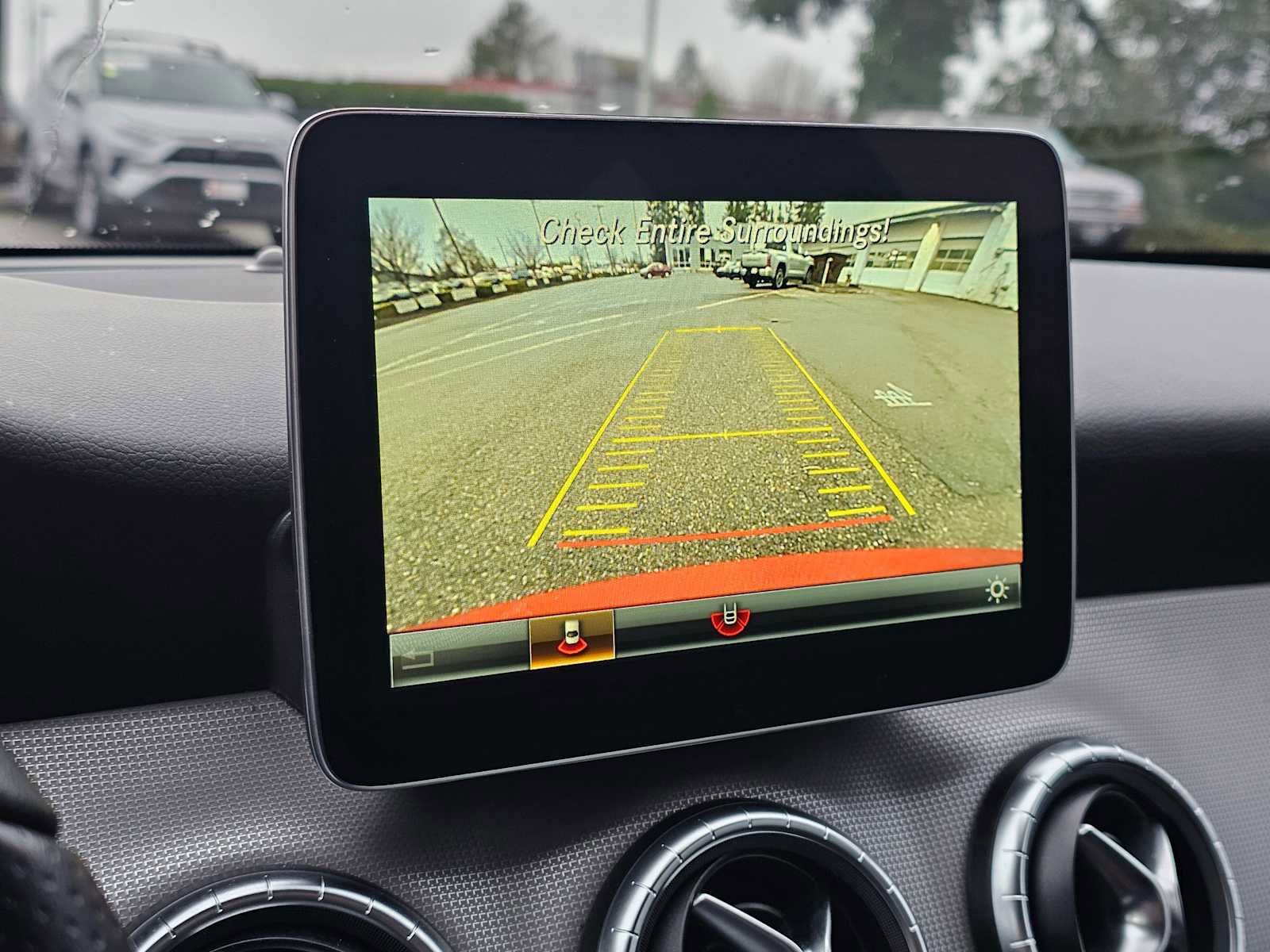 Used 2018 Mercedes-Benz CLA 250 4MATIC image 27