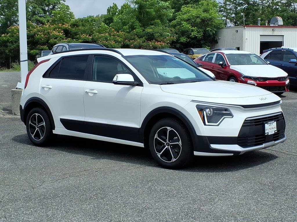 New 2026 Kia Niro EX FWD image 2
