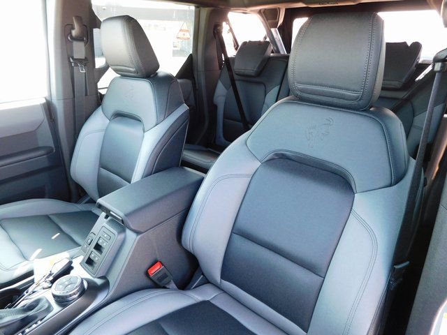 New 2024 Ford Bronco Black Diamond image 15