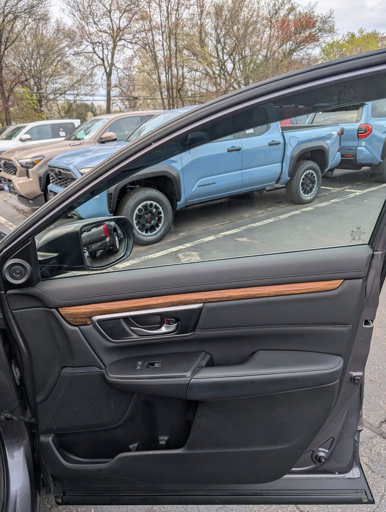 Used 2021 Honda CR-V Touring image 20