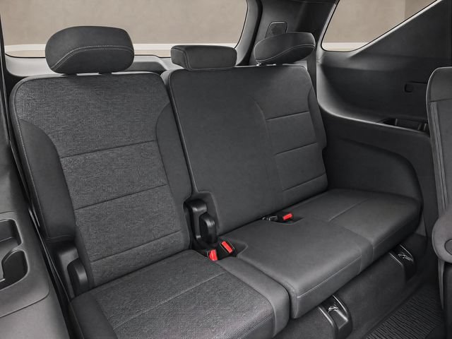 New 2026 Chevrolet Traverse LT w/ Driver Confidence Package FWD image 16